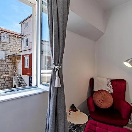 Korkyra Harbour コルチュラ