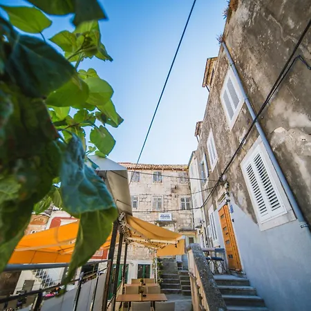 ゲストハウス Korkyra Harbour 4*