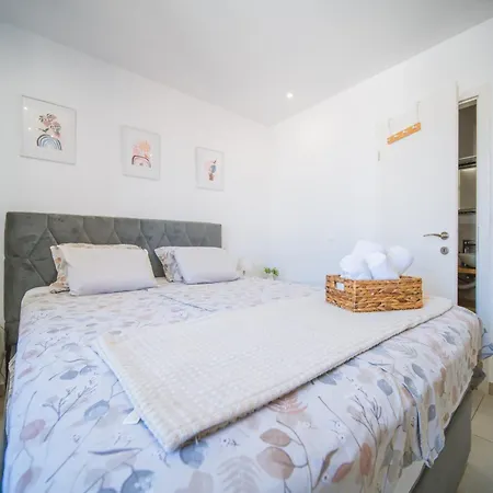 Korkyra Harbour Guest house *