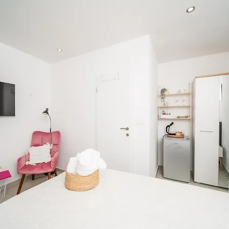 Korkyra Harbour Κόρτσουλα