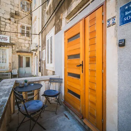 Gasthuis Korkyra Harbour