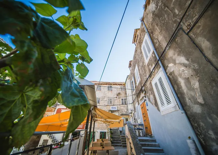 Pensjonat Korkyra Harbour 4*