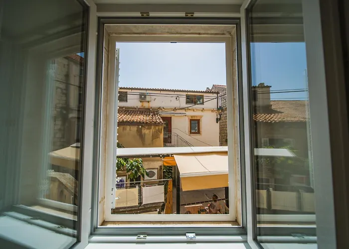 Korkyra Harbour Pensjonat