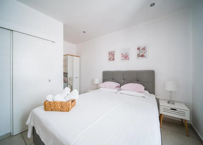 Korkyra Harbour Pensjonat